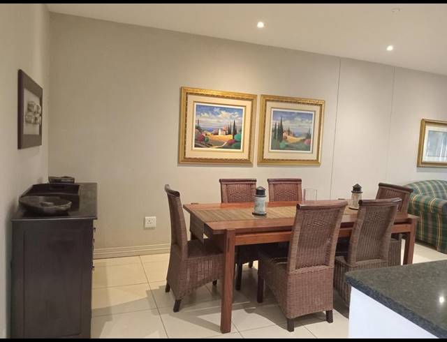 4 BEDROOM APARTMENT FOR SALE IN MANABA BEACH